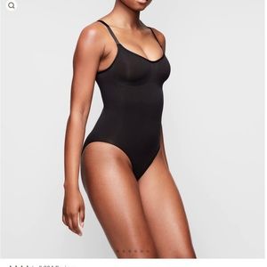 SKIMS shapewear bodysuit NWOT